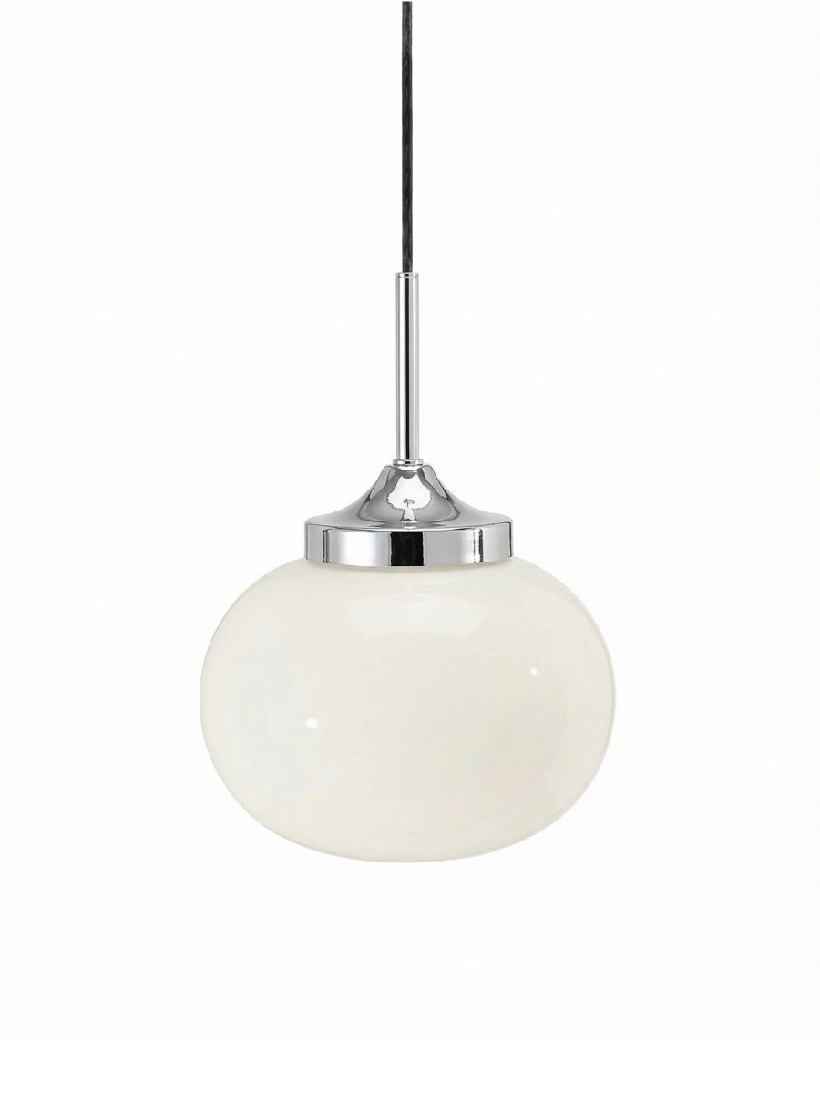 Elsy Ø18 Blanco lámpara de ventana De PR Home - La pantalla de cristal artesanal en un suave tono blanco le confiere a cada l&aacute;mpara un car&aacute;cter &uacute;nico, mientras que los detalles met&aacute;licos cromados aportan un elegante contraste.
