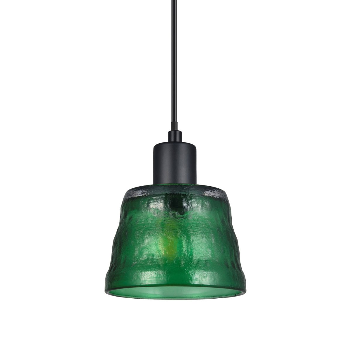 Bonnie Ø13 Verde lámpara de ventana De Oriva - Esta elegante lámpara de ventana hecha de vidrio verde crea un ambiente cálido y acogedor en su hogar.