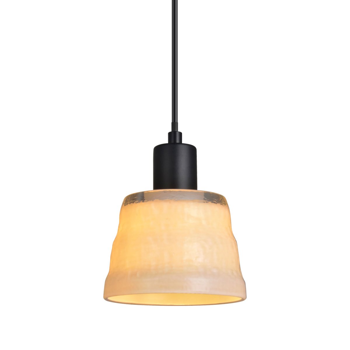 Bonnie Ø13 Blanco lámpara de ventana De Oriva - Esta elegante l&aacute;mpara de ventana hecha de vidrio blanco crea un ambiente c&aacute;lido y acogedor en su hogar.