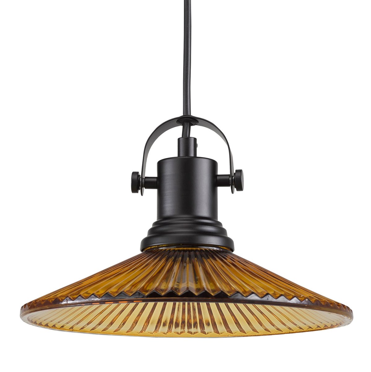 Debbie Ø21 Ámbar lámpara de ventana De Oriva - Debbie es una l&aacute;mpara de ventana cl&aacute;sica con detalles de dise&ntilde;o industrial.