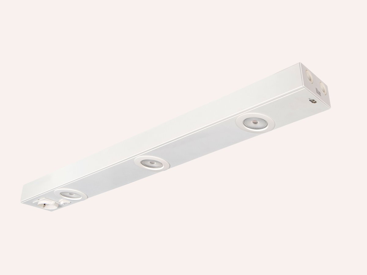 Emma 87cm Blanco De Llitt - RA >90, &aacute;ngulo de haz de 70&deg;, grado de protecci&oacute;n IP 21, montaje en superficie, controlador incluido.