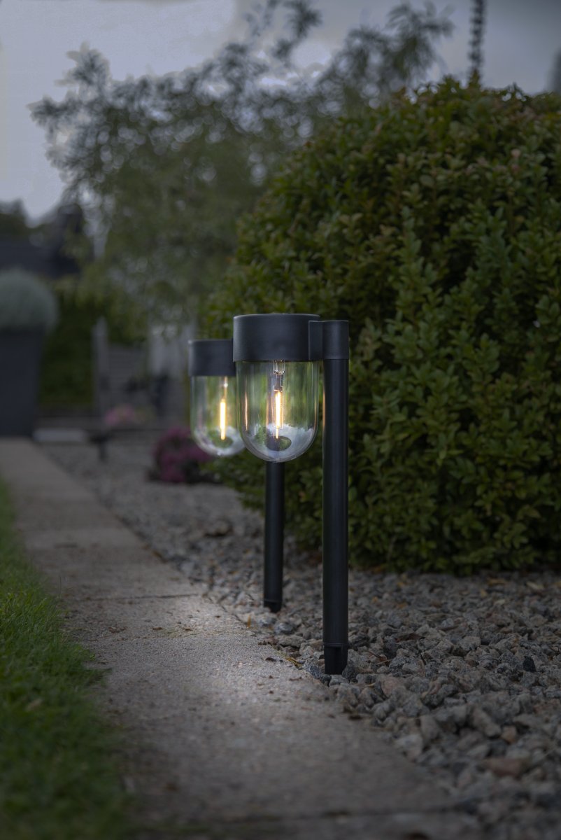 Cupola 2-p Negro lámpara solar De Star Trading - La luz solar Cupola es un paquete de 2 luces de camino con un vidrio colgante en forma de cúpula hecho de acrílico.