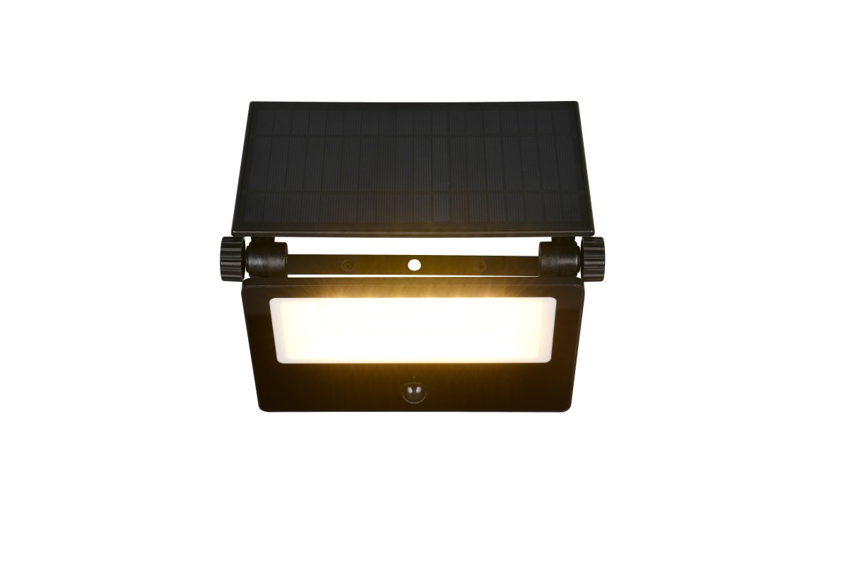 Moura 20cm Negro lámpara de exterior De Trio Lighting - Moura es una luz de exterior potente y respetuosa con el medio ambiente con panel solar integrado y baterías recargables.