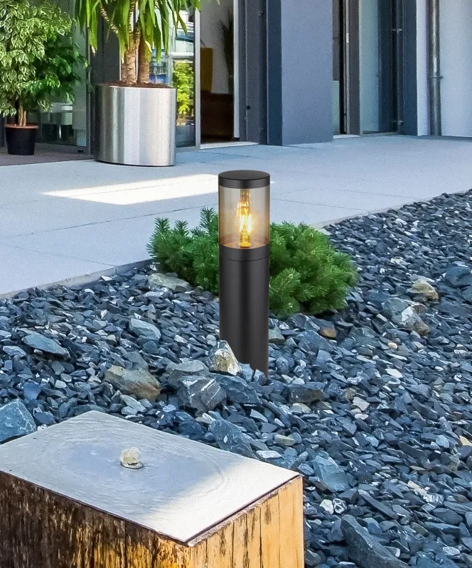 Xeloo 50cm Negro balizas De Globo Lighting - Tillverkad i rostfritt st&aring;l med en r&ouml;kf&auml;rgad plastsk&auml;rm ger den ett mjukt och behagligt ljus.
