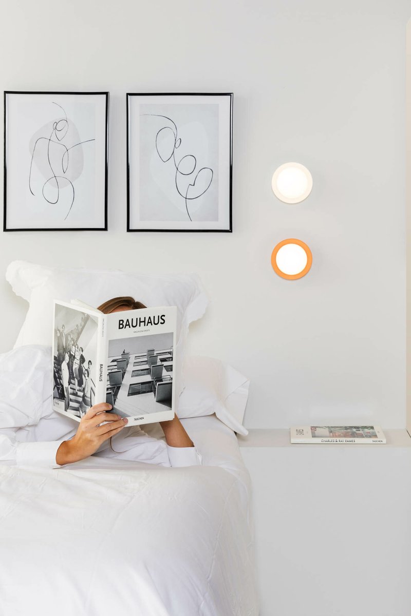 May Ø12 Coral lámpara de baño De Faro Barcelona - Con su acabado coral, su c&aacute;lida distribuci&oacute;n de luz y su grado de protecci&oacute;n IP44, se integra a la perfecci&oacute;n en salones y ba&ntilde;os.