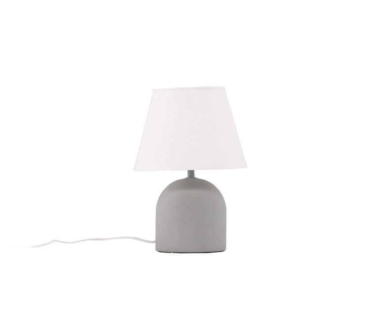 Styrsö 37cm Gris lámpara de mesa De Venture Design - La pantalla de la l&aacute;mpara aten&uacute;a ligeramente la luz, proporcionando un brillo agradable para una noche de pel&iacute;cula o una cena con la familia.