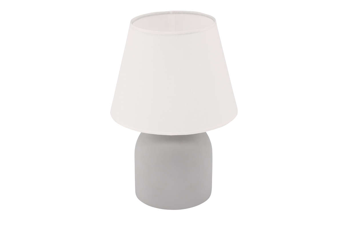 Styrsö 37cm Gris lámpara de mesa De Venture Design - La pantalla de la l&aacute;mpara aten&uacute;a ligeramente la luz, proporcionando un brillo agradable para una noche de pel&iacute;cula o una cena con la familia.