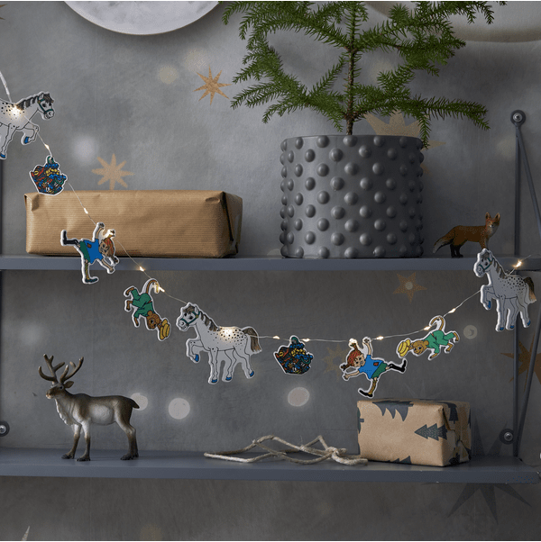 Pippi Multicolor lámpara infantil De Star Trading - Estas guirnaldas de luces son f&aacute;ciles de decorar y ofrecen infinitas posibilidades de dise&ntilde;o.