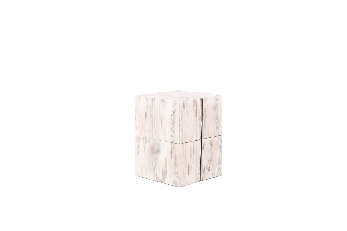 Treasure 16cm Blanco lámpara de mesa De Trio Lighting - Un interruptor de puerta enciende autom&aacute;ticamente la l&aacute;mpara cuando se abre la tapa y permanece encendida.