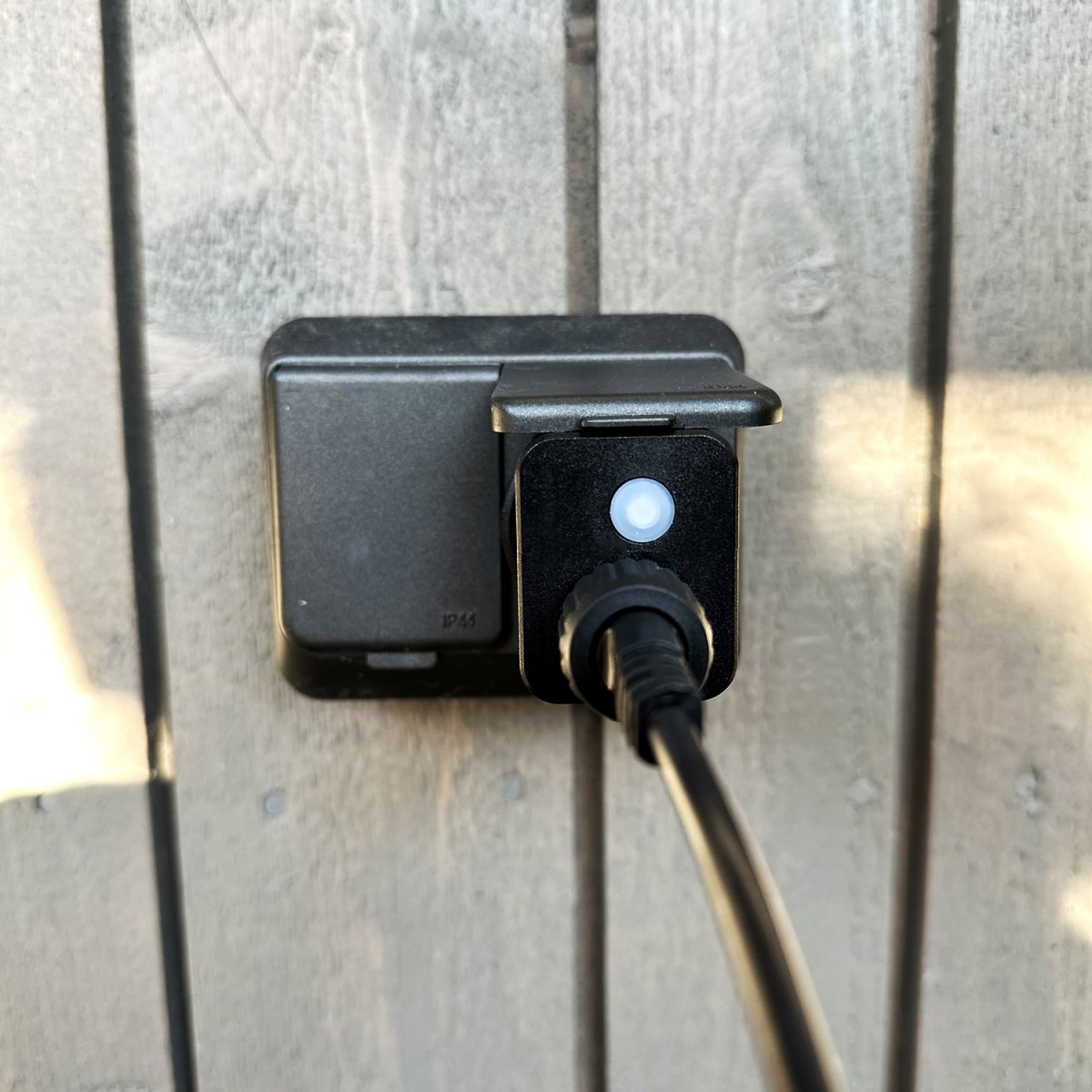 Cozy Start 5m Negro De Lightson - El bucle tiene una longitud de 5 m y est&aacute; equipado con 10 fuentes de luz intercambiables + cable de conexi&oacute;n de 5 m y transformador.