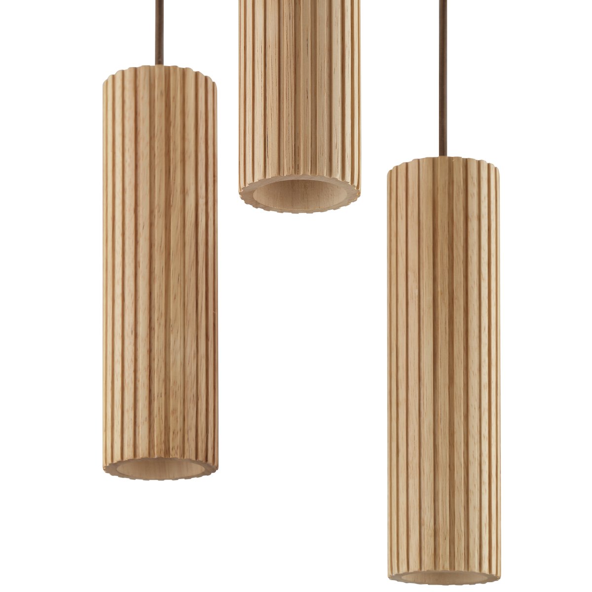 Lakewood Ø28 Madera Lámpas de techo De Brilliant - La lámpara colgante Lakewood combina metal marrón con tres pantallas cilíndricas de madera acanalada, creando un ambiente cálido y natural en cualquier estancia.