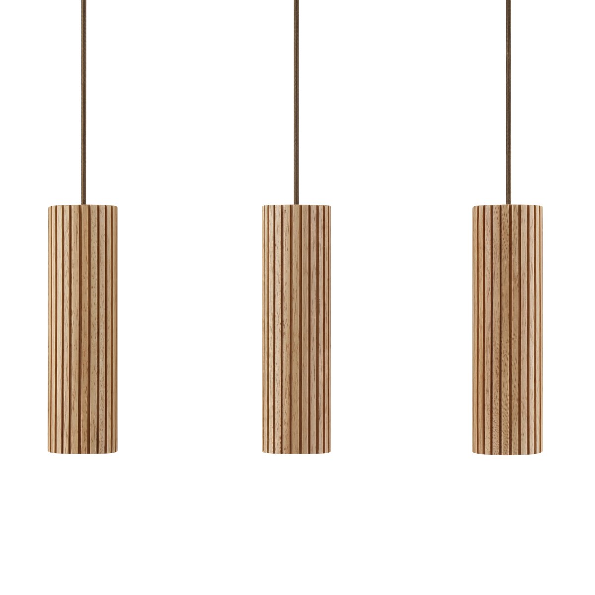 Lakewood 50cm Madera Lámpas de techo De Brilliant - Las tres pantallas están dispuestas en fila y su altura se puede ajustar durante la instalación para adaptarla a la habitación y la ubicación deseada.