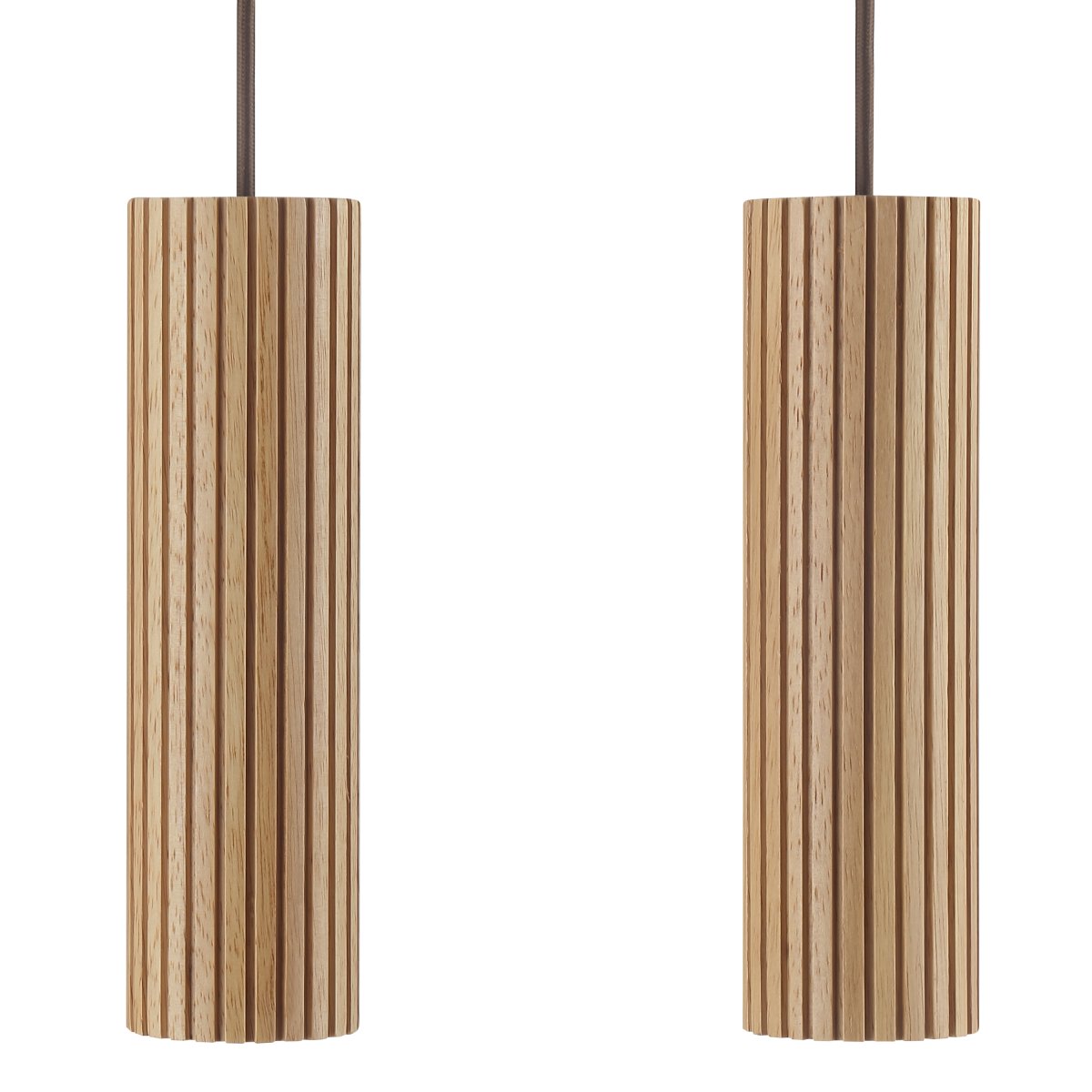 Lakewood 95cm Madera Lámpas de techo De Brilliant - Las cinco pantallas están dispuestas en fila y su altura se puede ajustar durante la instalación para adaptarla a la habitación y la ubicación deseada.