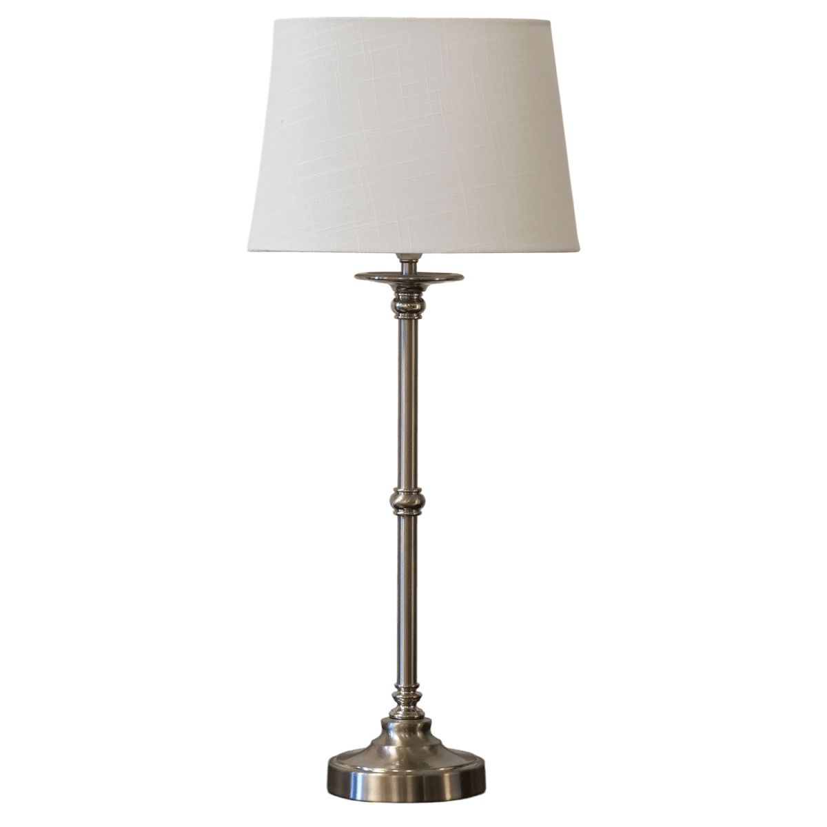 Axel 60cm Plata/blanco roto lámpara de mesa De Lampan - Axel es un elemento decorativo con estilo, ideal para una mesa auxiliar, un escritorio o junto a una ventana, y se adapta a una gran variedad de estilos de decoraci&oacute;n.