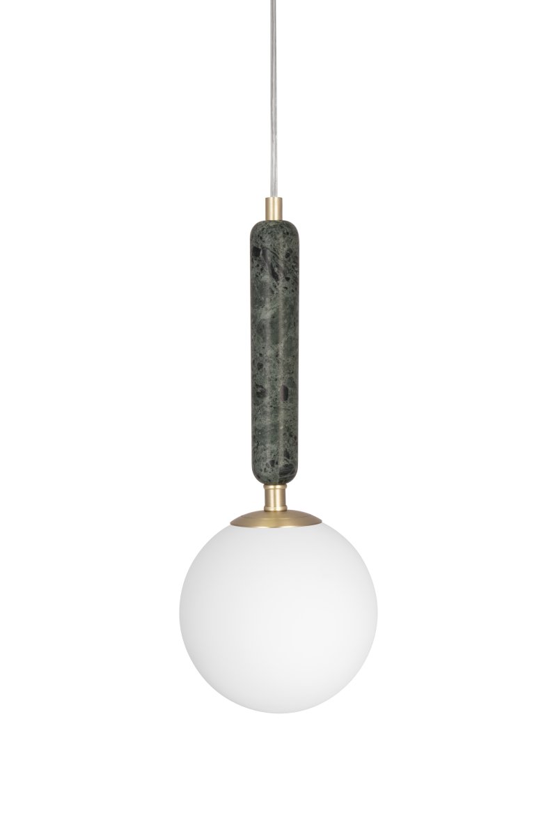 Torrano Ø15 mármol verde oscuro lámpara de ventana De Globen Lighting - La piedra es un material natural, y el color y las tonalidades del jaspeado varían, creando un patrón único en cada pieza.