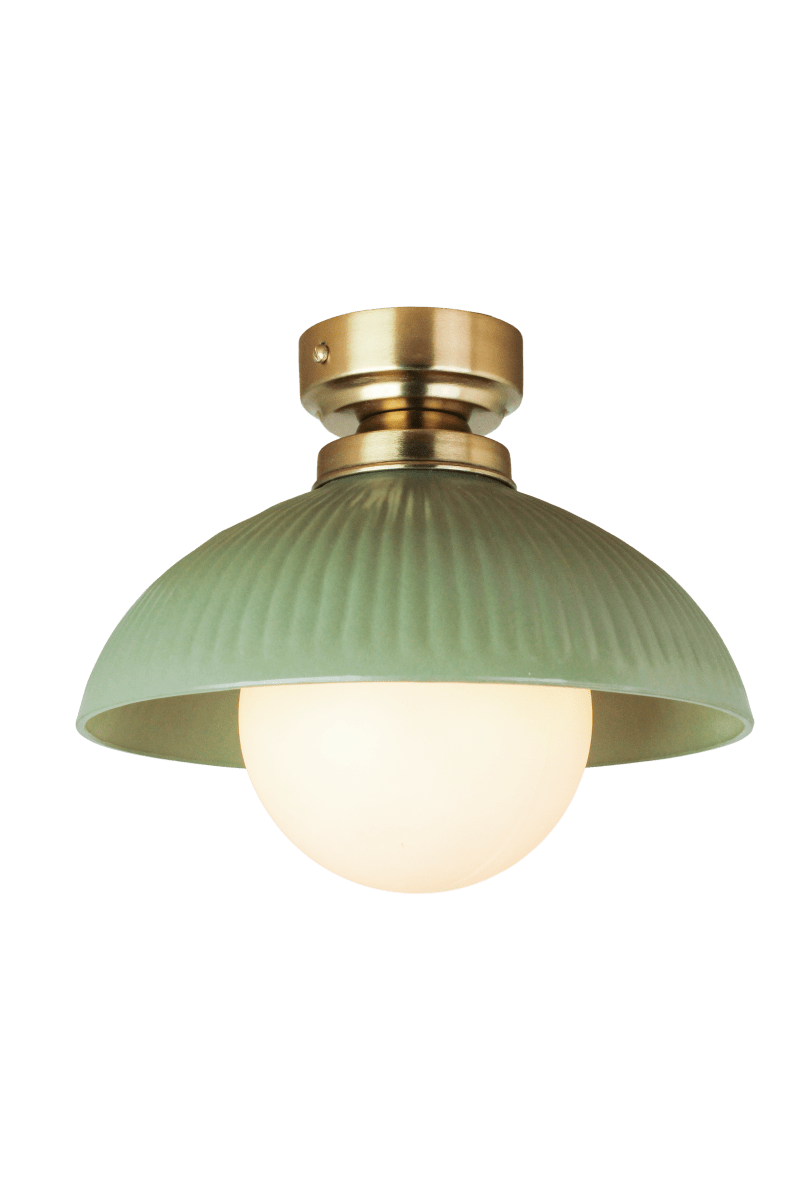 Elliot Ø30 Verde plafón De Strömshaga - Elliot es una elegante l&aacute;mpara de techo claramente inspirada en el dise&ntilde;o cl&aacute;sico de principios de siglo.