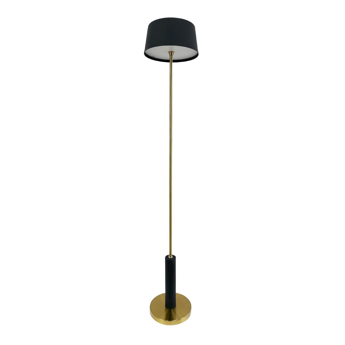 Yoyo LED 125cm Latón portátil De Dyberg Larsen - Med en bas och stomme i m&auml;ssings, kombinerat med en sk&auml;rm i borstad svart metall, blir Yoyo en elegant inredningsdetalj.
