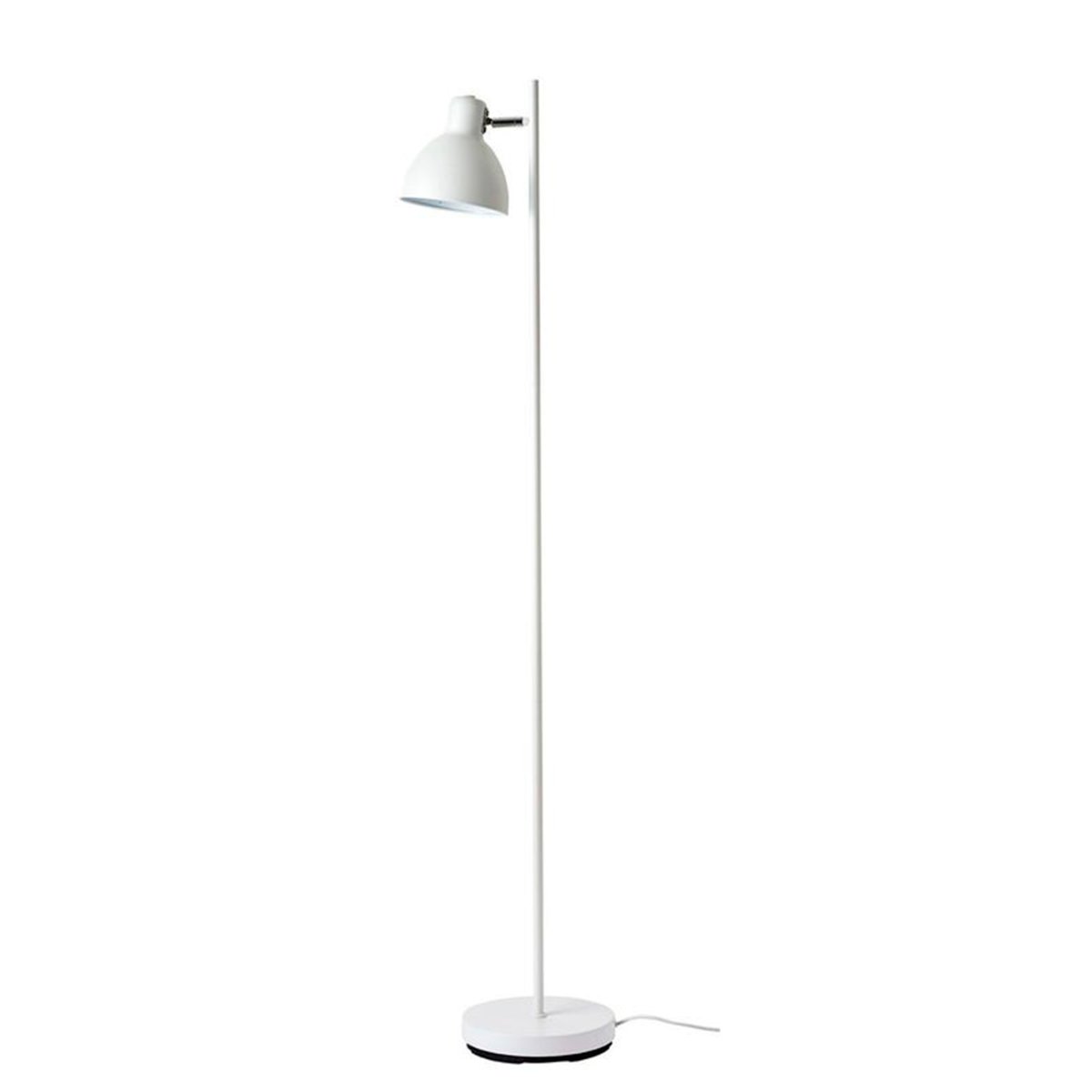 Skagen 1 Blanco lámpara de pie De Dyberg Larsen - La lámpara de pie Skagen está disponible en una o dos piezas; Pantallas de lámparas, y esta versión tiene una pantalla hecha de metal blanco mate, que le da una expresión elegante y simple.