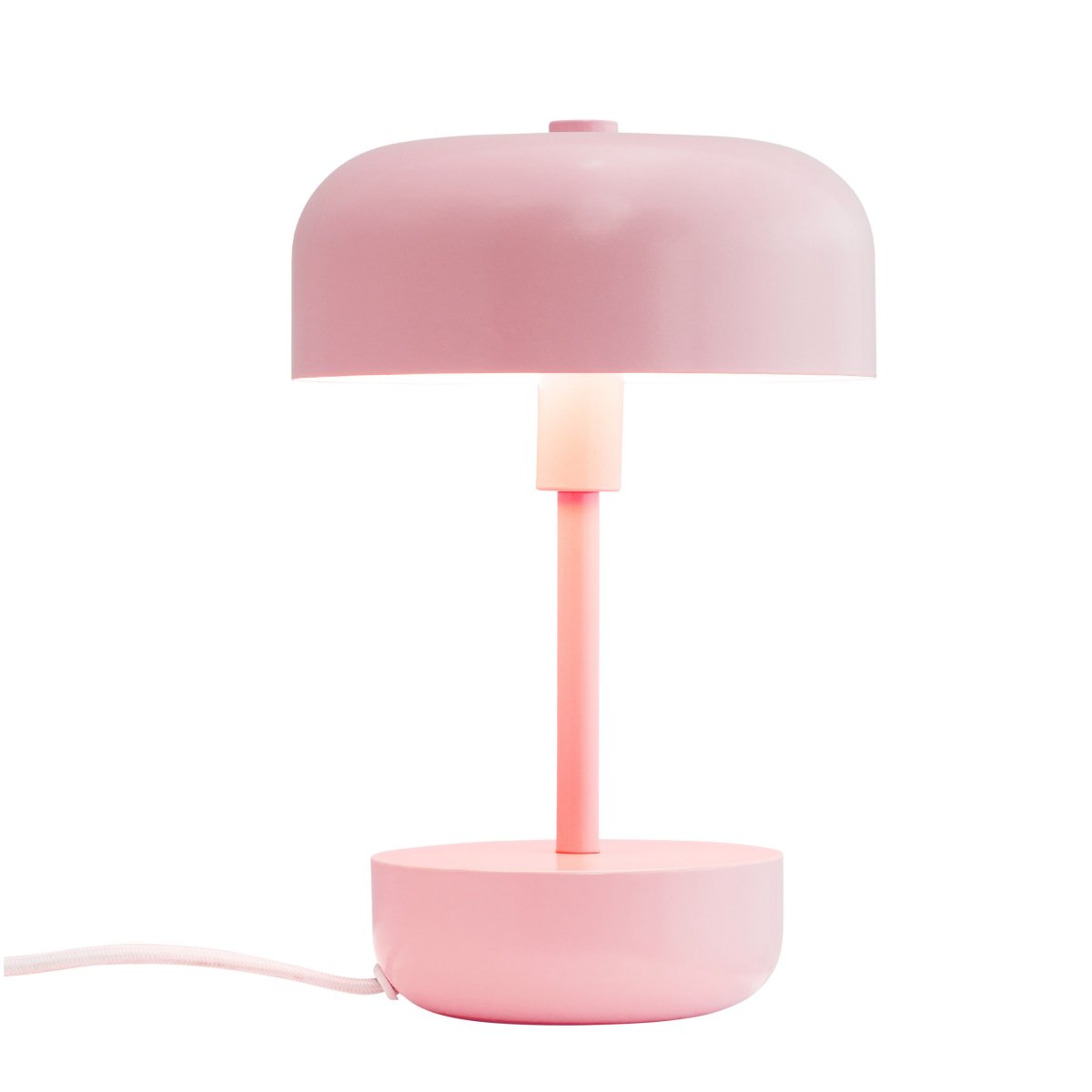Haipot 25cm Rosa lámpara de mesa De Dyberg Larsen - La lámpara de mesa Haipot, diseñada por el diseñador danés Frank Kerdil para Dyberg Larsen, crea un equilibrio perfecto entre el estilo retro y el moderno.
