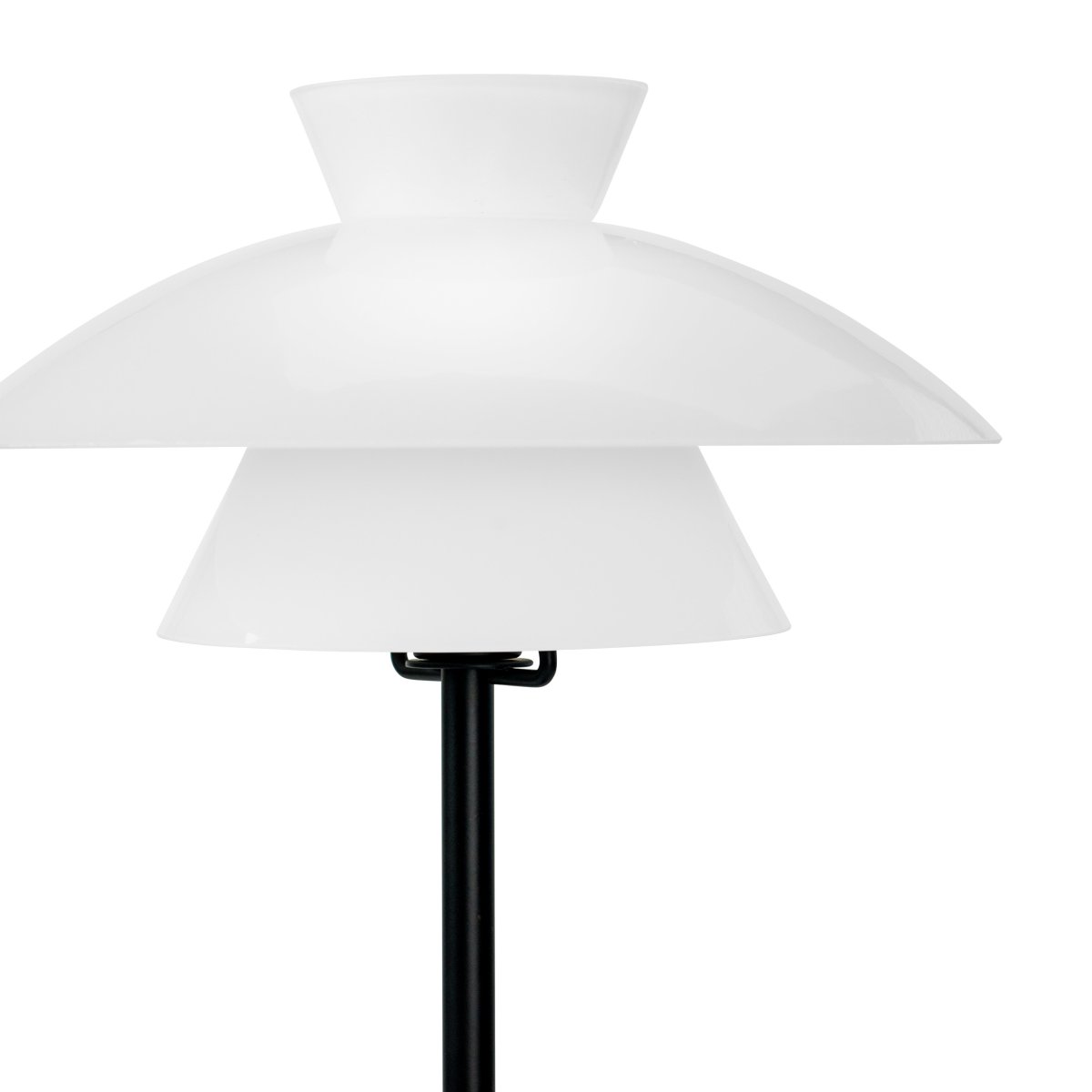 Valby 40cm Negro lámpara de mesa De Dyberg Larsen - Se suministra con cable textil negro de 2 m de longitud e interruptor de encendido.