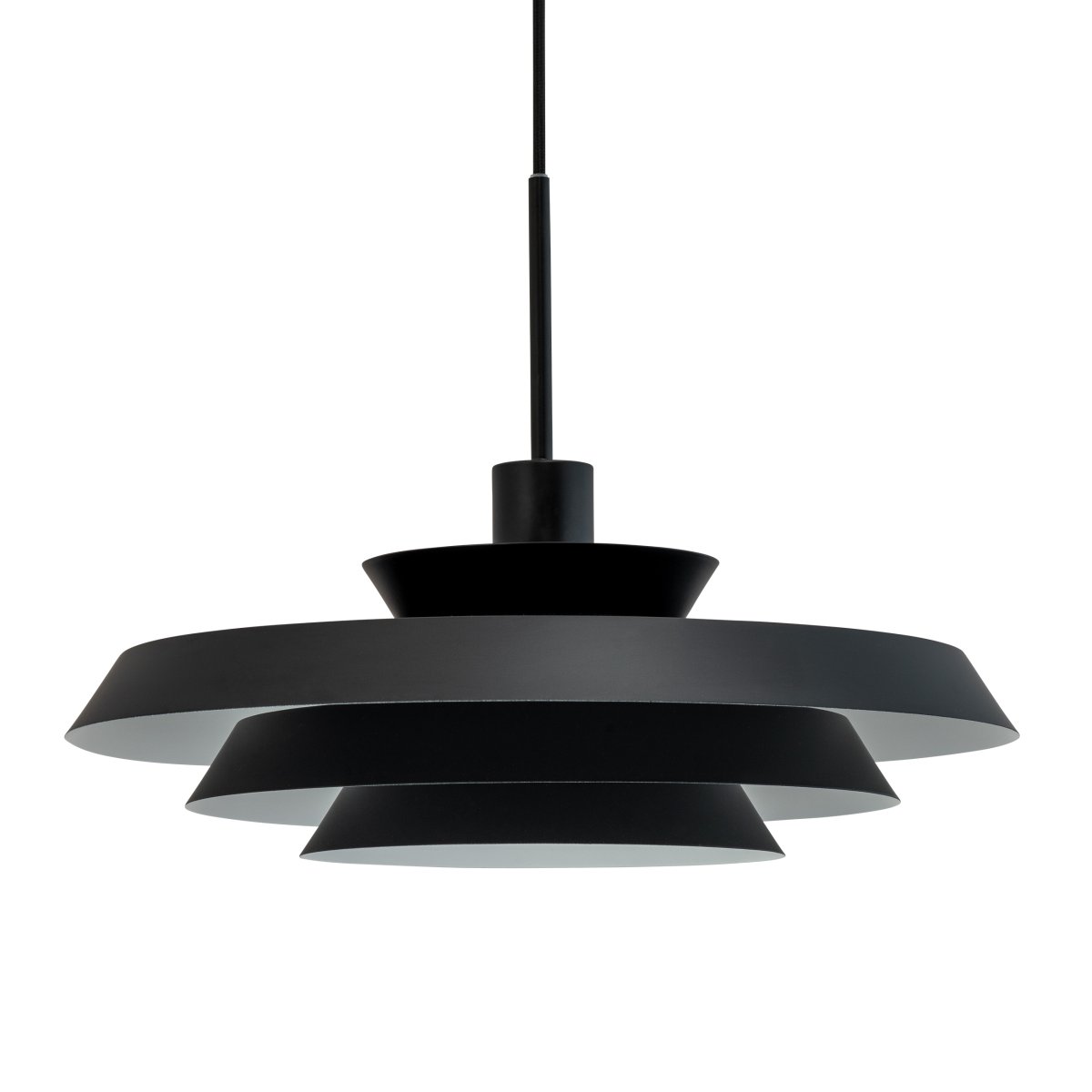 DL44 Ø44 Negro Lámpas de techo De Dyberg Larsen - Mejore la iluminaci&oacute;n sobre la mesa del comedor, en la cocina, en el pasillo o en cualquier habitaci&oacute;n y disfrute del minimalismo escandinavo y una luz c&aacute;lida y acogedora con la l&aacute;mpara colgante DL44.