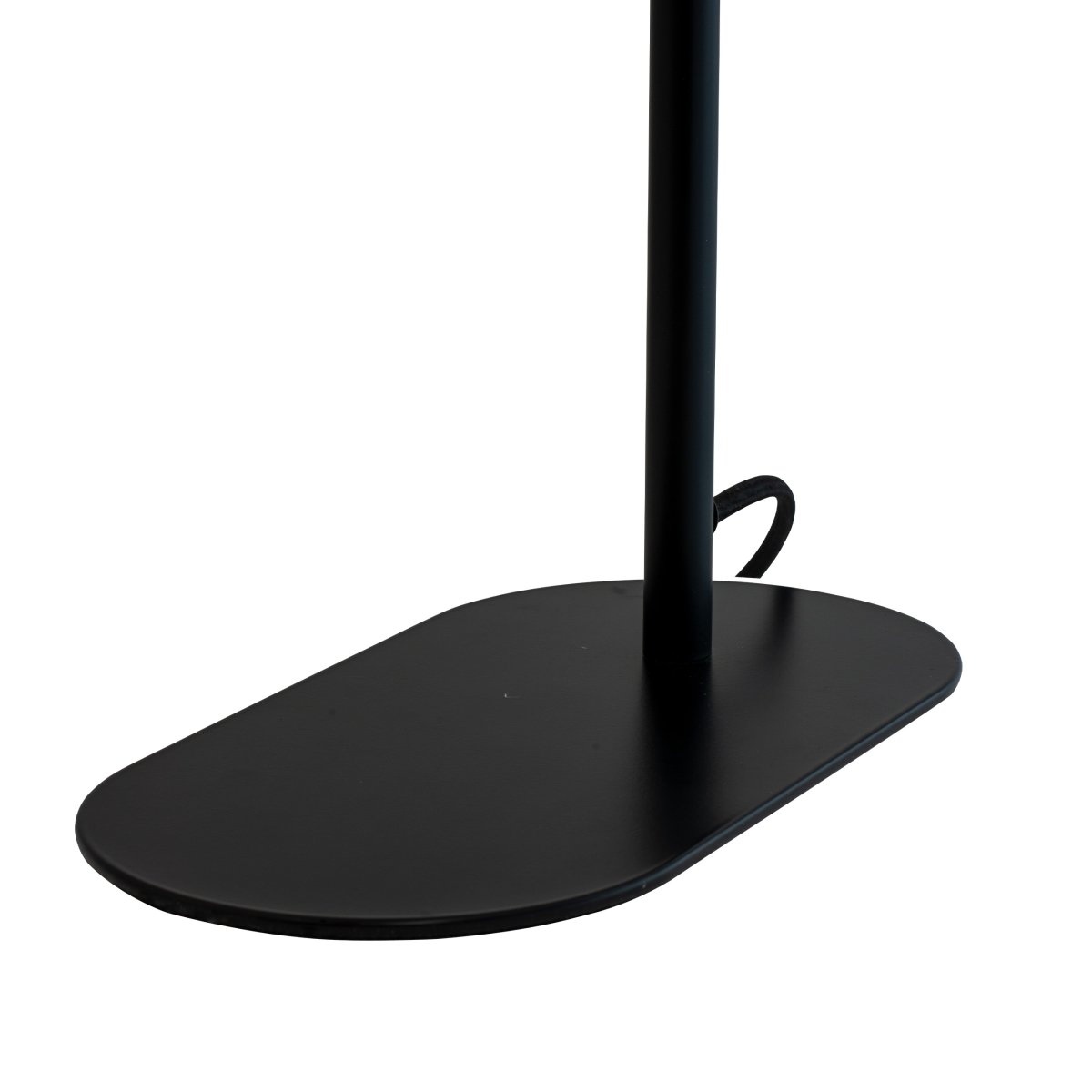 Arch 36cm Negro mate lámpara de mesa De Dyberg Larsen - La lámpara de mesa Arch es un homenaje a la simplicidad y la calidad: una fusión de diseño danés y funcionalidad.