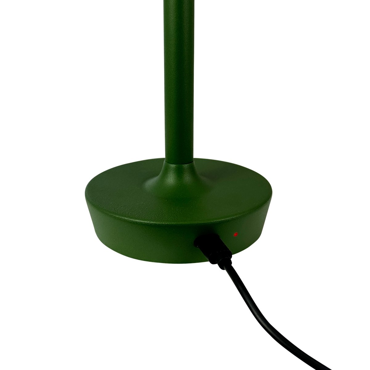 Flow 25cm Verde oscuro portátil De Dyberg Larsen - La carga se realiza mediante un cable USB-C (adaptador no incluido) y debe protegerse de la humedad cuando no esté en uso.