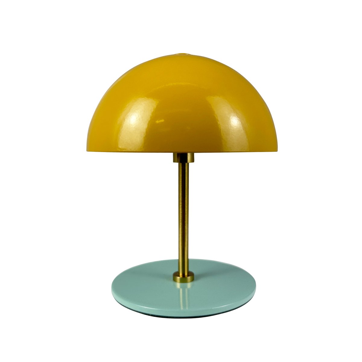 Along set 20cm Multicolor portátil De Dyberg Larsen - Estas l&aacute;mparas inal&aacute;mbricas est&aacute;n hechas de lat&oacute;n con pantallas de metal de colores y ofrecen tres niveles de brillo sin deslumbramiento.