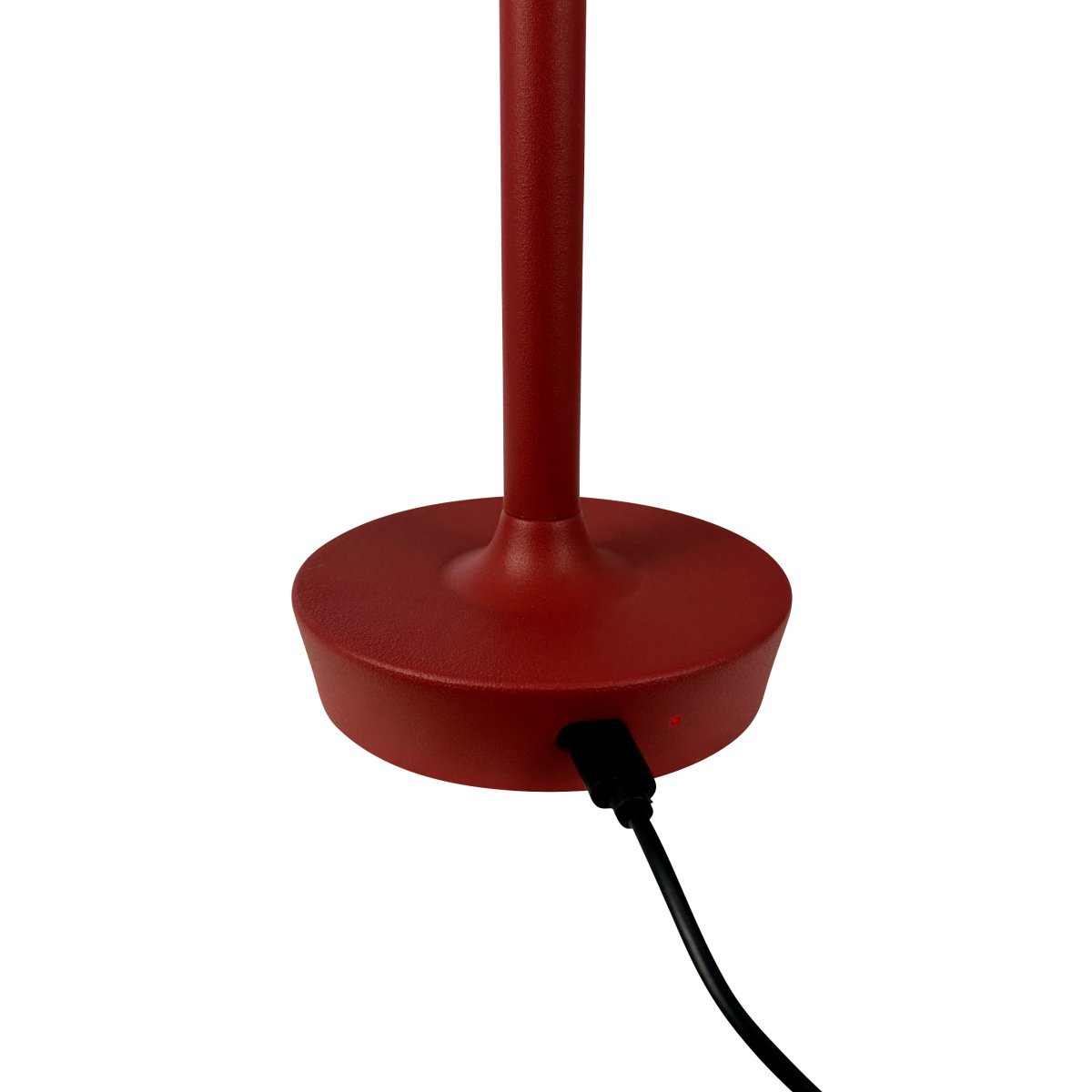 Flow 25cm Rojo oscuro portátil De Dyberg Larsen - La carga se realiza mediante un cable USB-C (adaptador no incluido) y debe protegerse de la humedad cuando no esté en uso.