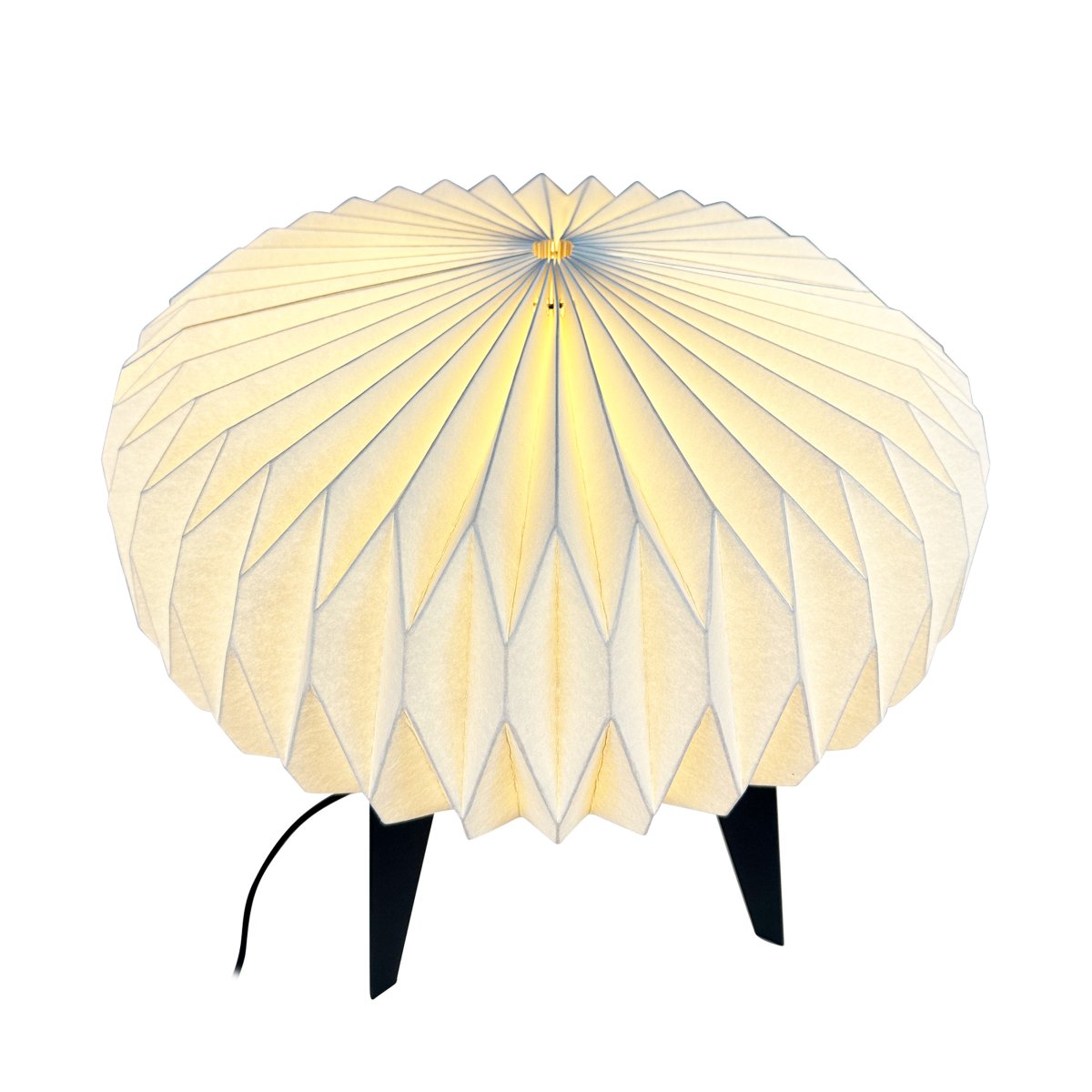 Ventnor 34cm Negro lámpara de mesa De Dyberg Larsen - La lámpara de mesa Ventnor con pantalla de papel combina simplicidad y durabilidad en una hermosa solución de iluminación.