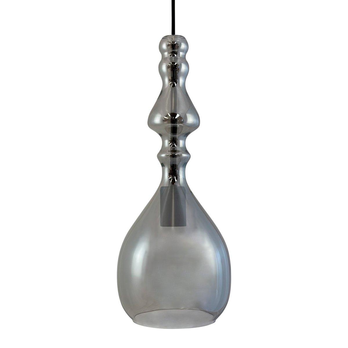 Lea Ø18 Fumar Lámpas de techo De Dyberg Larsen - La lámpara colgante Lea es versátil y se puede utilizar en grupos en una esquina para crear una llamativa pieza de arte de luz, o colgar en grupo sobre una mesa para crear la atmósfera perfecta.