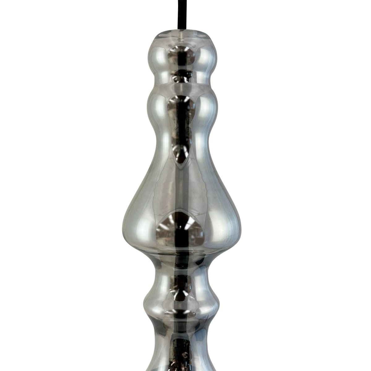 Lea Ø18 Fumar Lámpas de techo De Dyberg Larsen - La lámpara colgante Lea es versátil y se puede utilizar en grupos en una esquina para crear una llamativa pieza de arte de luz, o colgar en grupo sobre una mesa para crear la atmósfera perfecta.