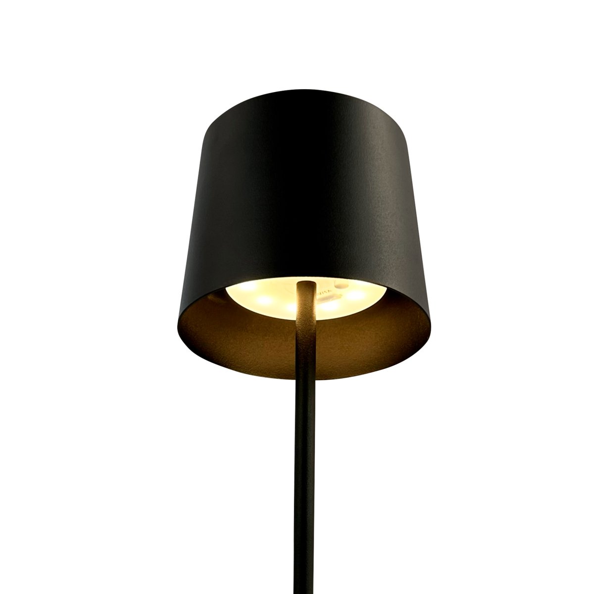 Karl 37cm Negro portátil De Dyberg Larsen - Con dos barras de l&aacute;mpara ajustables, puede ajustar la altura para adaptarla a sus necesidades, y los tres niveles de luz brindan la iluminaci&oacute;n perfecta para todas las ocasiones, desde una luz brillante hasta una atm&oacute;sfera tenue.
