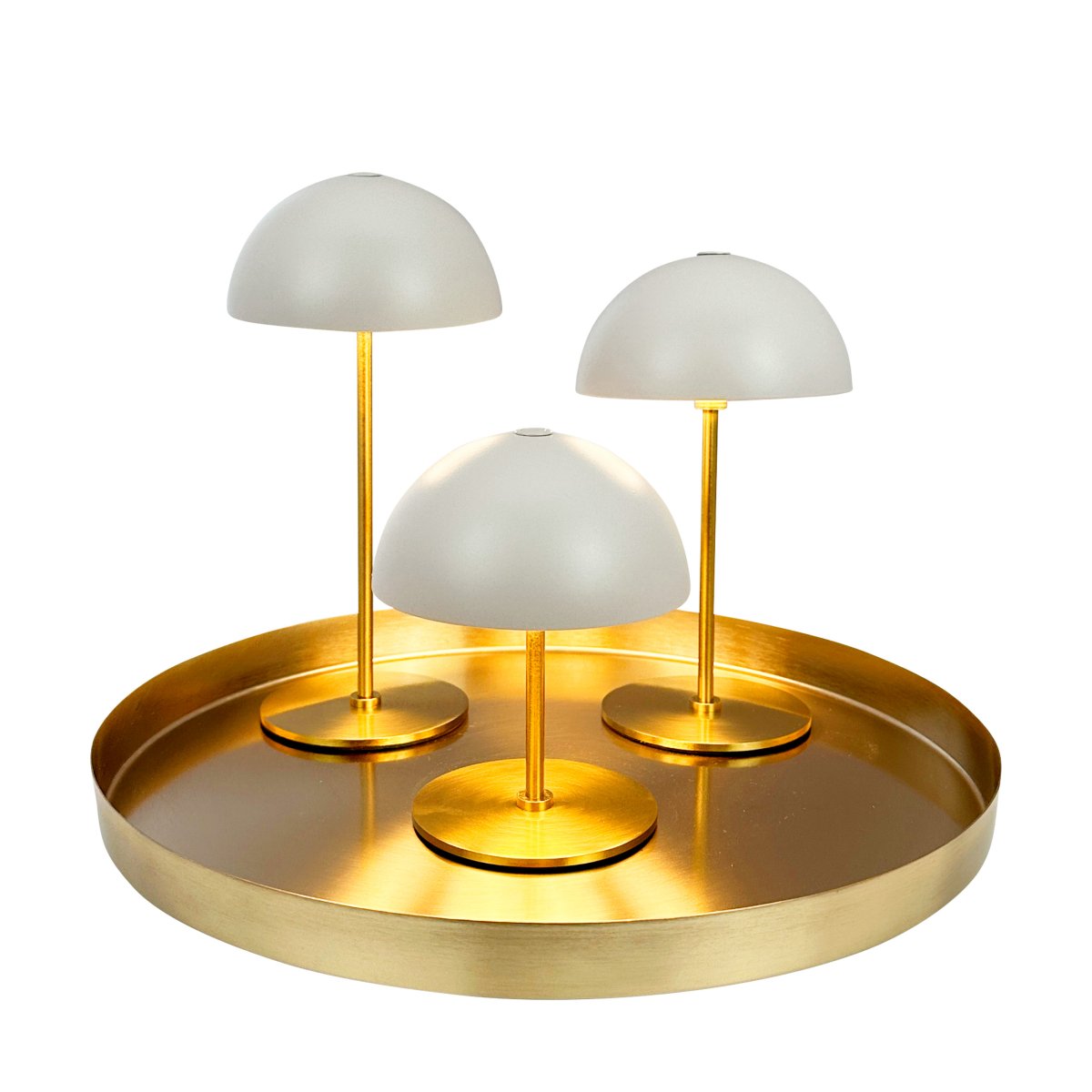 Along set 20cm Beige portátil De Dyberg Larsen - Las l&aacute;mparas inal&aacute;mbricas est&aacute;n hechas de lat&oacute;n con pantallas met&aacute;licas de colores y tienen tres niveles de luz antideslumbrantes que proporcionan una luz suave y agradable.