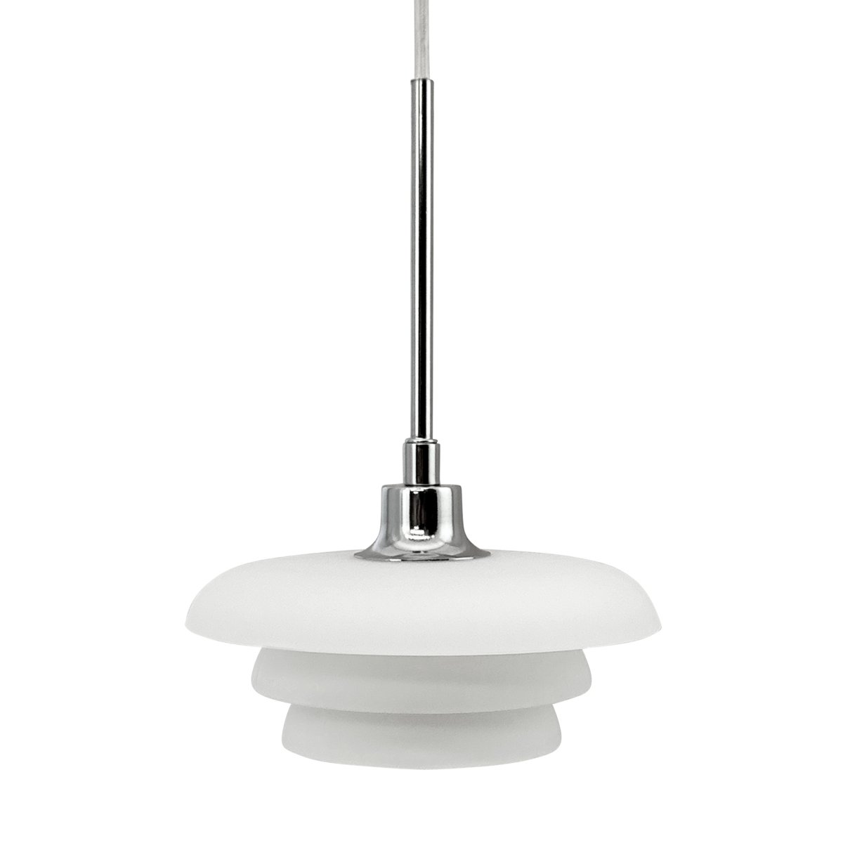 Ava Ø20 Ópalo Lámpas de techo De Dyberg Larsen - Agregue un toque de estilo a su hogar con la hermosa lámpara colgante Ava de Dyberg Larsen, una lámpara de diseño danés que combina simplicidad y elegancia.