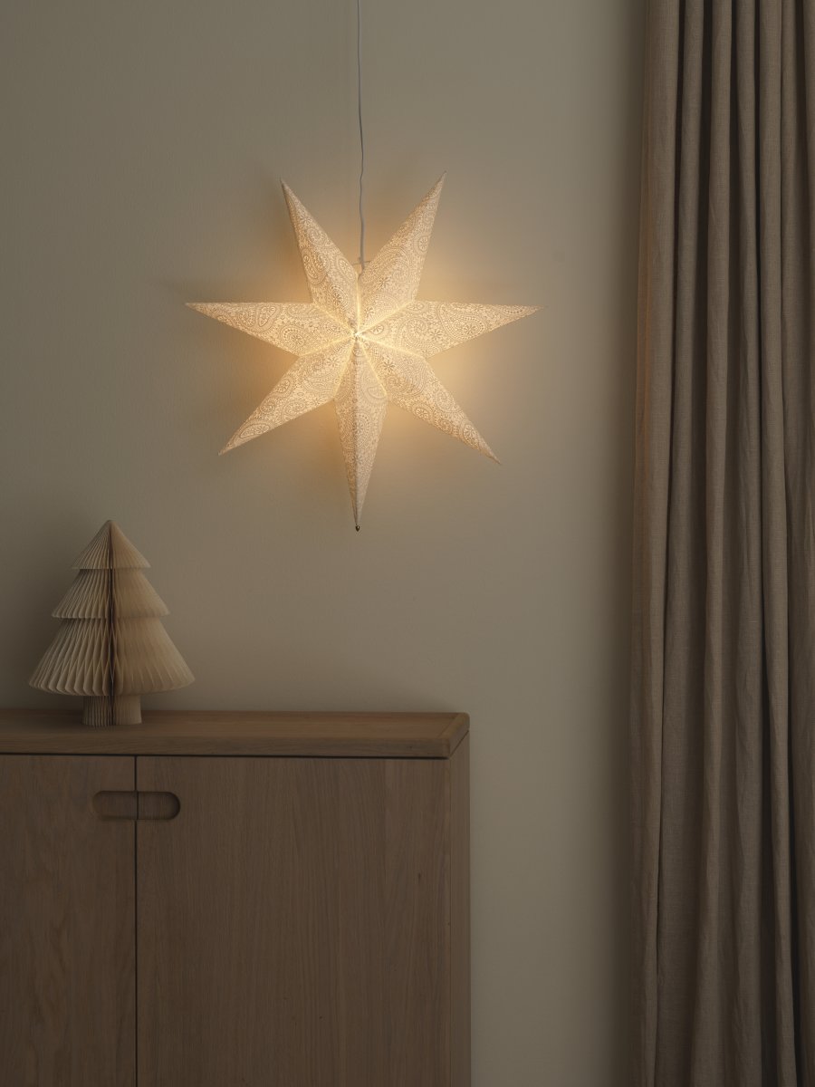 Estrella de papel bordada Ø60 Blanco De Konstsmide - Con un di&aacute;metro de 60 cm, es perfecta para colgar en una ventana y ser&aacute; un hermoso punto focal durante todo el Adviento y la Navidad.