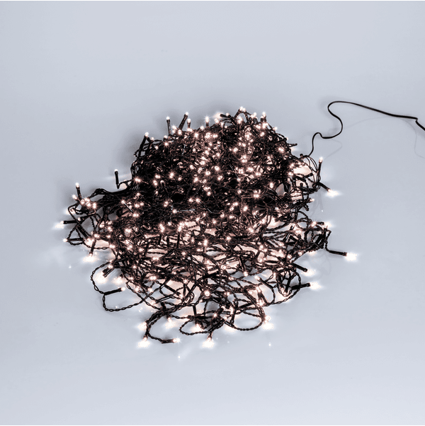 Guirnalda De Luces En Forma De Carámbanos Crispy Ice White 12m Negro De Star Trading - Cadena de car&aacute;mbanos con 480 luces LED con un hermoso brillo ligeramente m&aacute;s fr&iacute;o.