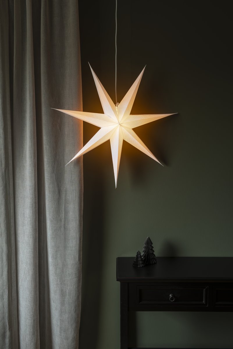 Estrella De Papel Ø78 Blanco De Konstsmide - Su dise&ntilde;o sencillo y elegante emite una luz suave y agradable, creando una atm&oacute;sfera armoniosa durante el Adviento y la Navidad.