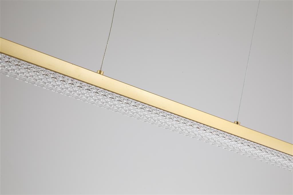 Madeleine 100cm Oro Lámpas de techo De Searchlight - El difusor acr&iacute;lico transparente imita prismas, creando un patr&oacute;n de luz suave y hermoso con una distribuci&oacute;n &oacute;ptima de la luz en toda la estancia.