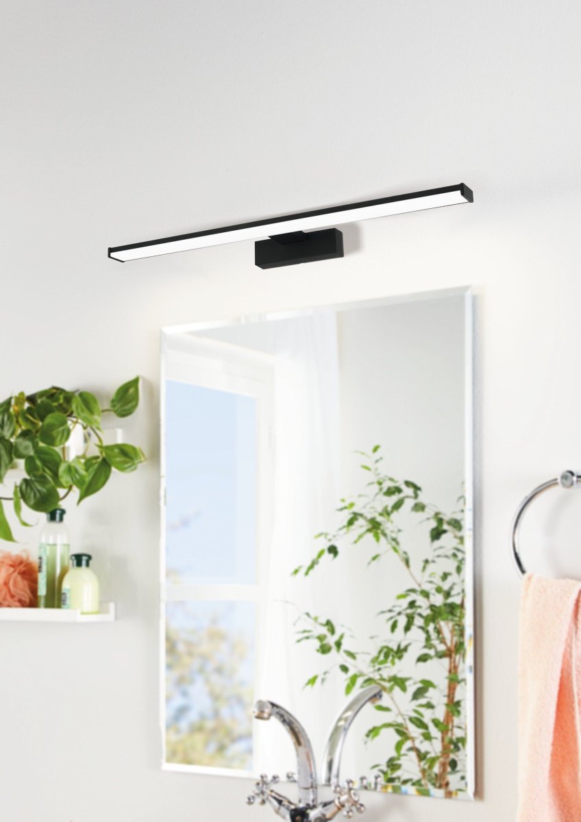 Pandella 60cm Negro lámpara de baño De Eglo - Perfecta para una iluminaci&oacute;n brillante y uniforme en el d&iacute;a a d&iacute;a.