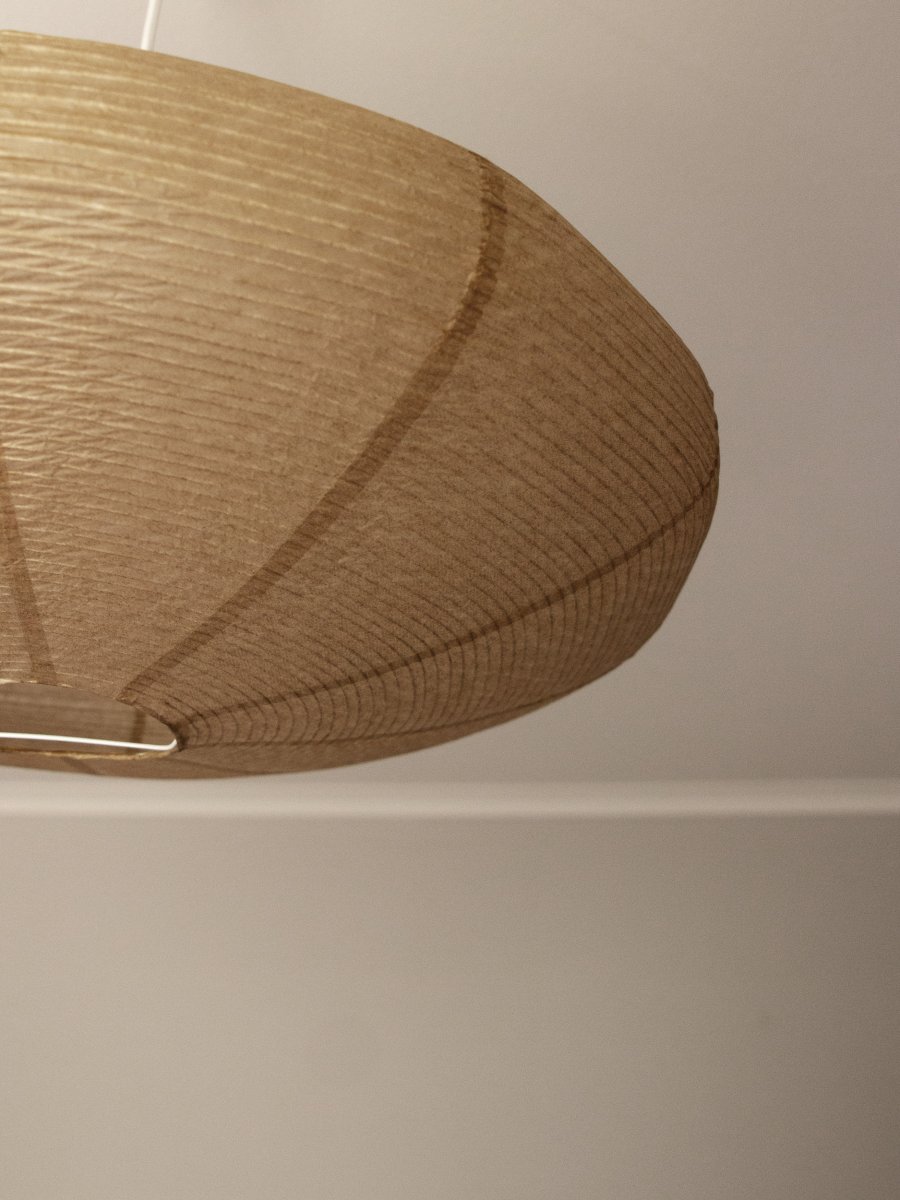 Yuni Pantalla Excl. Colgante Ø58 Beige Lámpas de techo De PR Home - Yuni es una pantalla decorativa de color beige, hecha de papel de arroz, que emite una luz suave y agradable.