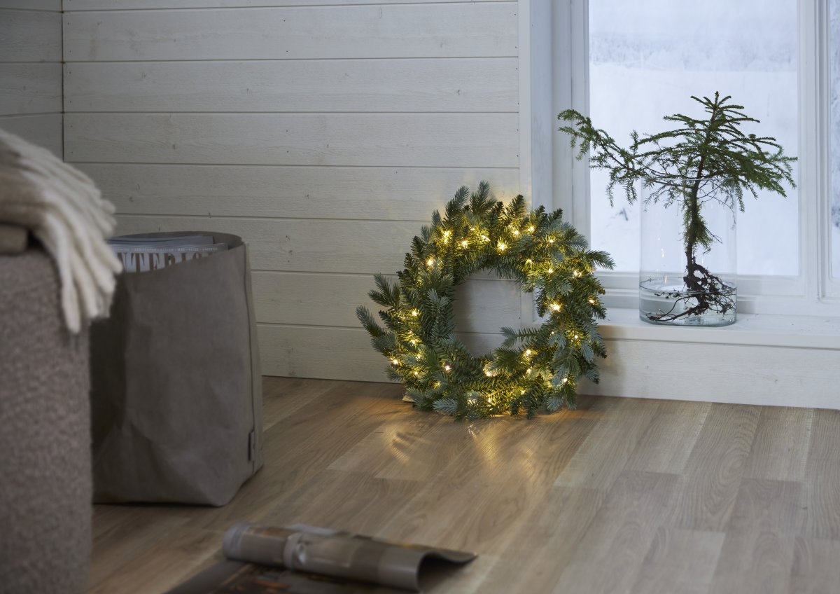 Greyland Ø55 Verde De Star Trading - Consiste en una mezcla de puntas de PE y puntas de PVC con un hermoso aspecto brillante de color verde verdoso.