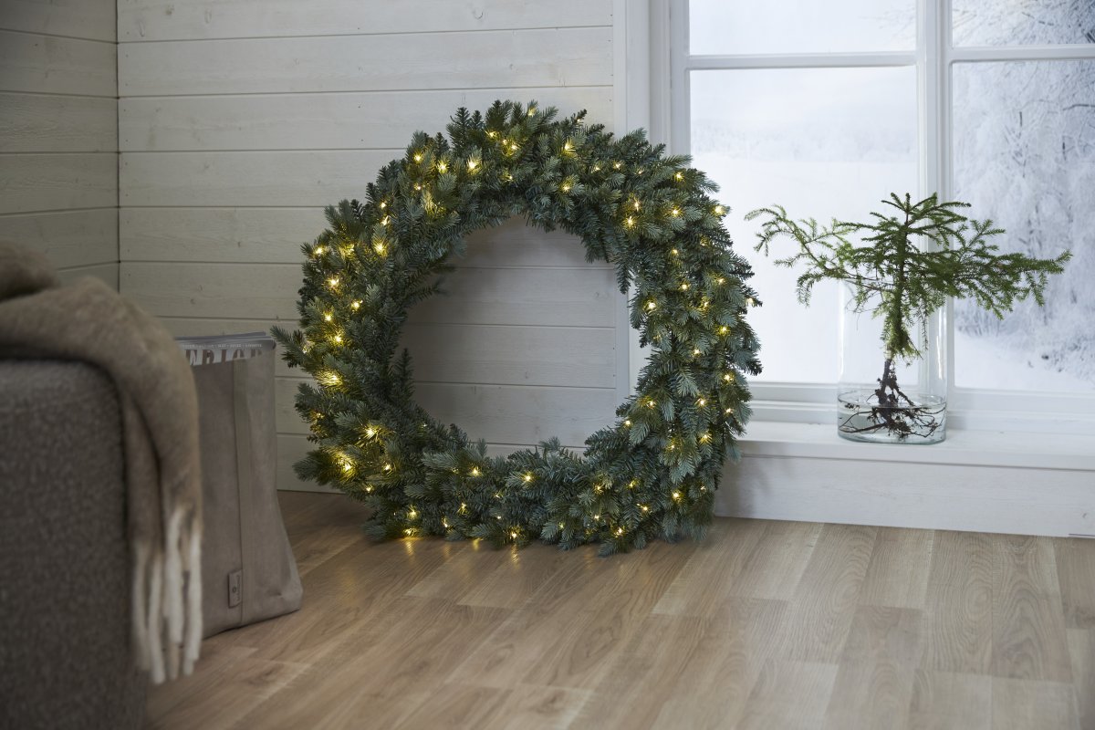 Greyland Ø95 Verde De Star Trading - Consiste en una mezcla de puntas de PE y puntas de PVC con un hermoso aspecto brillante de color verde verdoso.