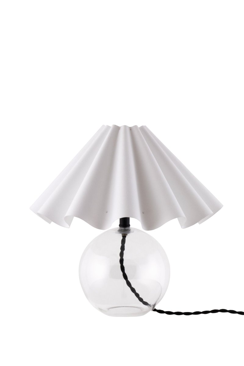 Judith 28cm Claro lámpara de mesa De Globen Lighting - La base de la lámpara está hecha de vidrio transparente y tiene un portalámparas de metal negro que combina con el cable negro.