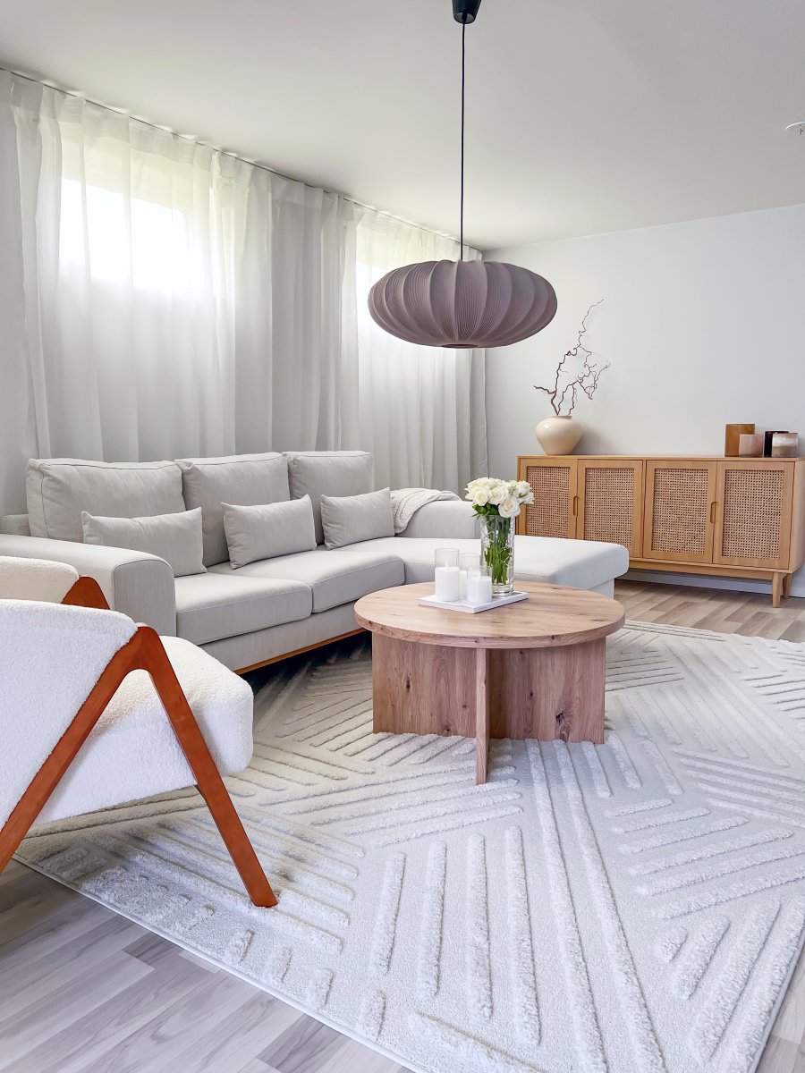 Mamsell Ø55 Gris Lámpas de techo De Aneta Lighting - La lámpara de techo Mamsell está recubierta de un tejido elástico finamente plisado que proporciona una luz agradable y ligeramente tenue.