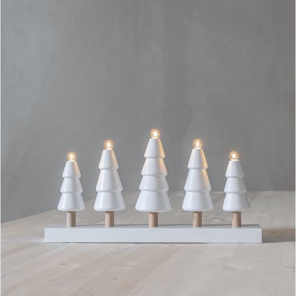 Forest Blanco De Star Trading - Un precioso portavelas de Adviento de madera con forma de abeto.