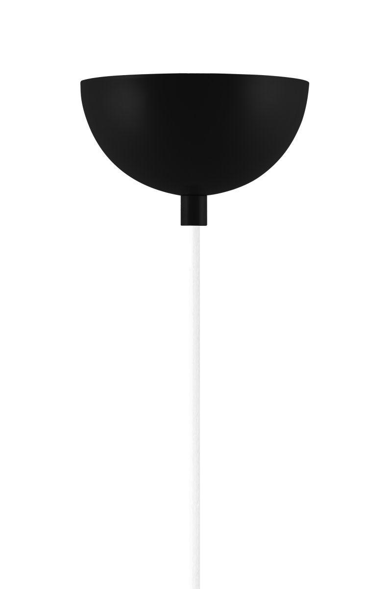Ripley Ø25 Negro Lámpas de techo De Globen Lighting - Ripley cuenta con un cable textil de 120 cm de largo y un portal&aacute;mparas met&aacute;lico a juego.