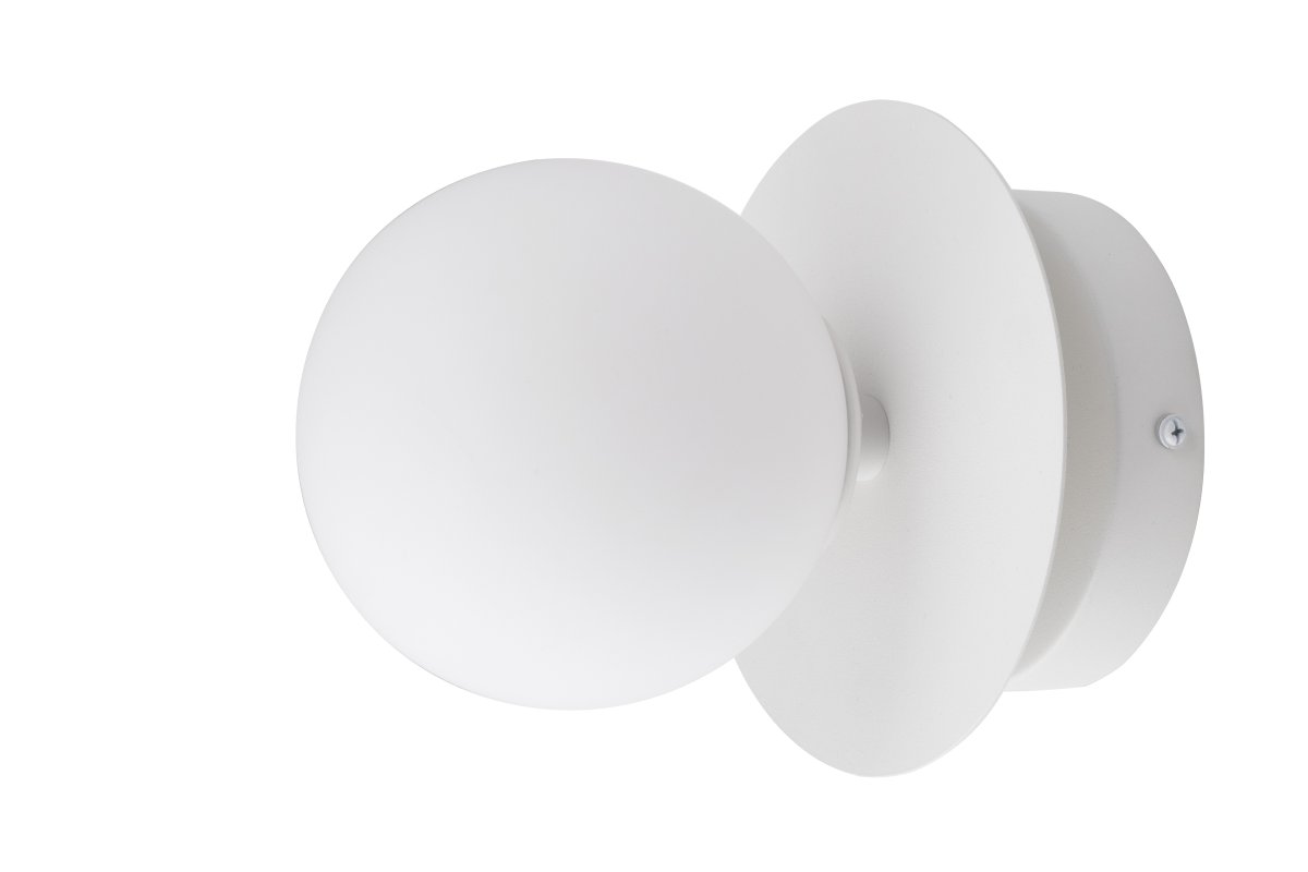 Art Deco Ø24 Blanco lámpara de baño De Globen Lighting - La l&aacute;mpara Art D&eacute;co tiene clasificaci&oacute;n IP44 y se instala f&aacute;cilmente en el ba&ntilde;o.