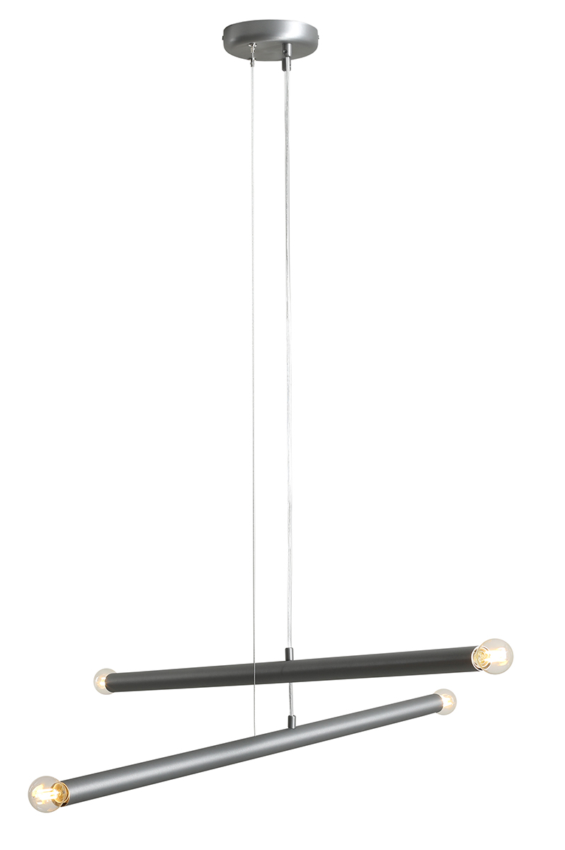 Tubo 4 100cm Acero Lámpas de techo De Artera - Está compuesta por dos tubos metálicos delgados con un elegante acabado en acero, dispuestos en diferentes ángulos para crear un aspecto dinámico y ligero.