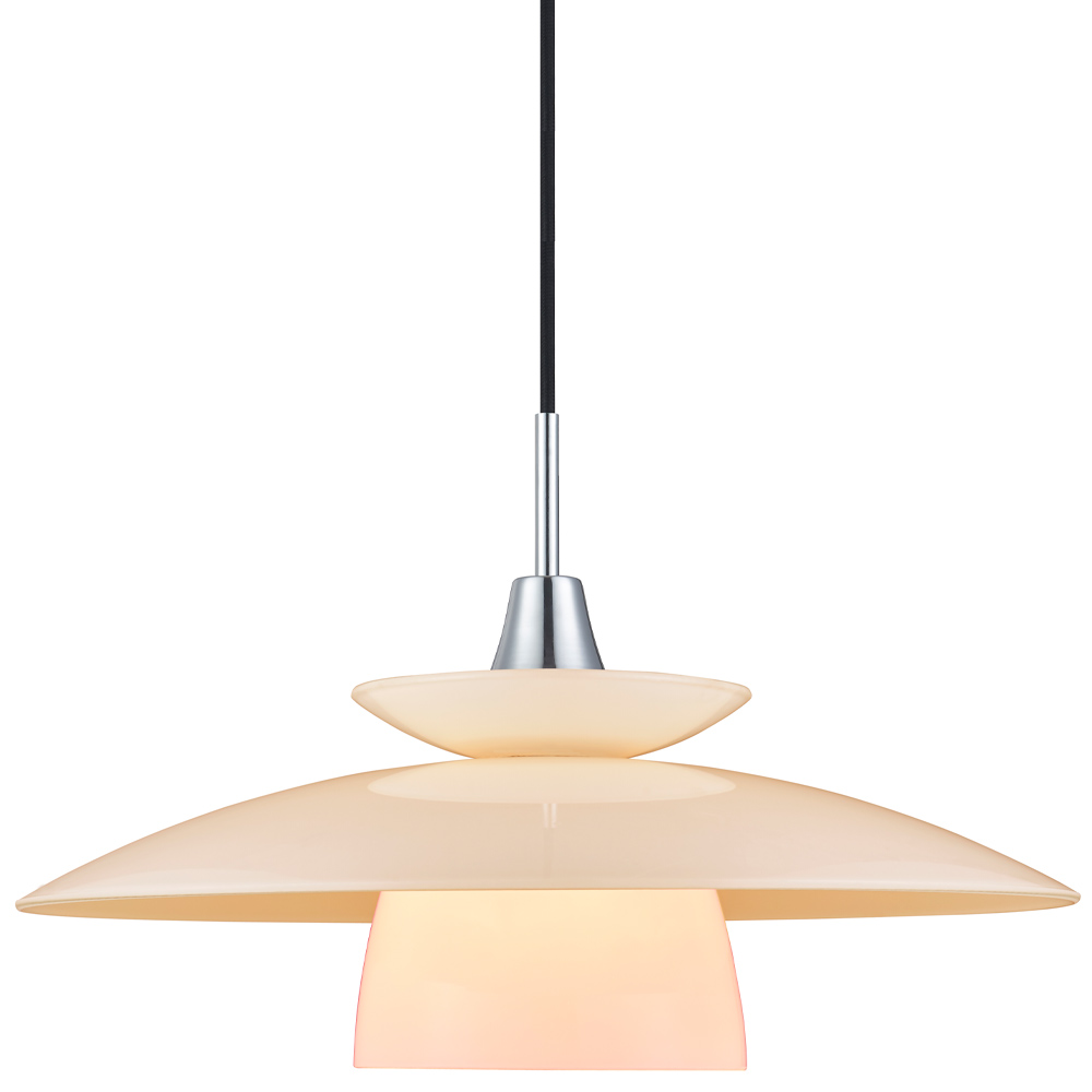 Scandinavia Ø40 Ópalo Lámpas de techo De Halo Design - La l&aacute;mpara emite una luz suave y agradable que crea un ambiente c&aacute;lido y acogedor sobre la mesa del comedor, en la cocina o en el pasillo.